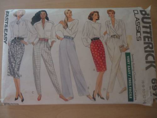 BUTTERICK  PATTERN 6979 SKIRT & PANTS SIZE 6 + 8 + 10 + 12 + 14 COMPLETE