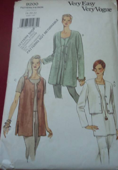 VERY EASY VOGUE PATTERN 9200 CARDIGAN.VEST & TOP SIZE 18+20+22 COMPLETE & UNCUT