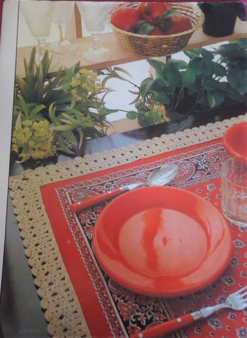 CROCHET MONTHLY # 57 - 32 PAGES A4 SIZE