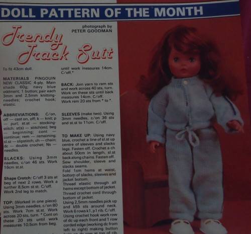 LIVING & LOVING -APRIL 1980 DOLL PATTERN OF THE MONTH- TRENDY TRACKSUIT - 43 CM DOLL