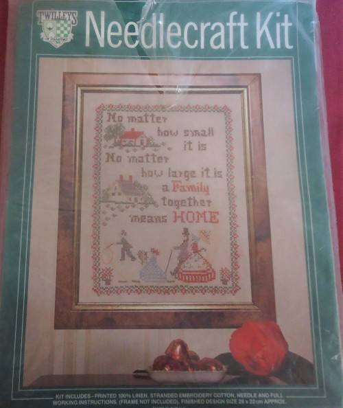 TWILLEYS NEEDLECRAFT KIT - REF 743 FAMILY SIZE 29 CM X 22 CM KIT-NO THREADS-UNUSED PRINTED FABRIC