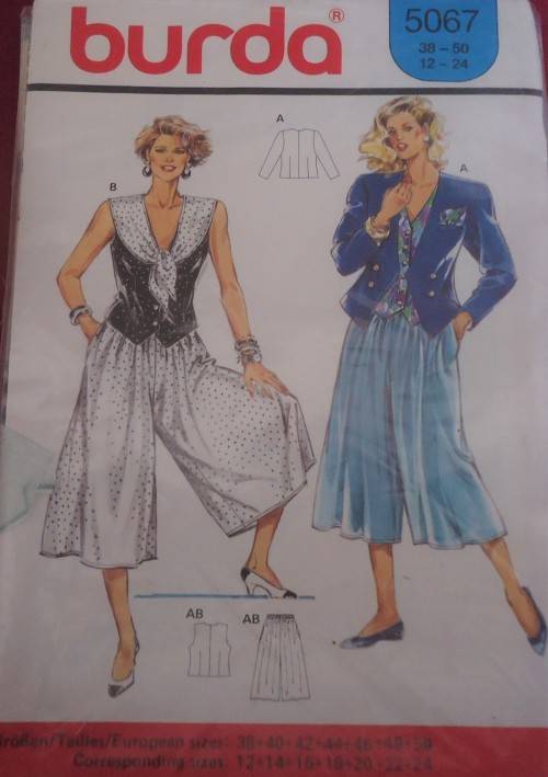 BURDA 5067 CULOTTES-TOP-JACKET SIZE 12-14-16-18-20-22-24  COMPLETE