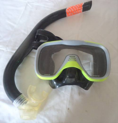 AQUA LUNG MASK & SNORKLE SET  - MADE IN ITALY ( WITH EXTRA MASK)