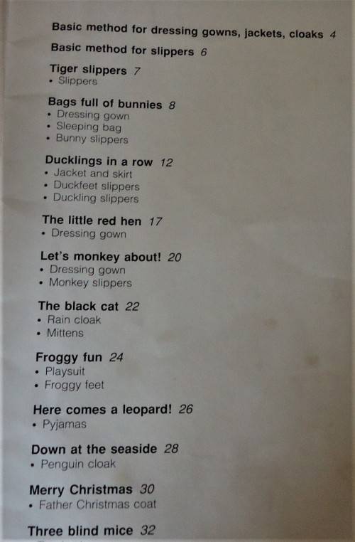 FUN CLOTHES FOR KIDS- ZARESA STEYN - DELOS - 32 PAGE SOFT COVER