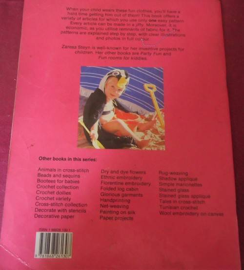 FUN CLOTHES FOR KIDS- ZARESA STEYN - DELOS - 32 PAGE SOFT COVER