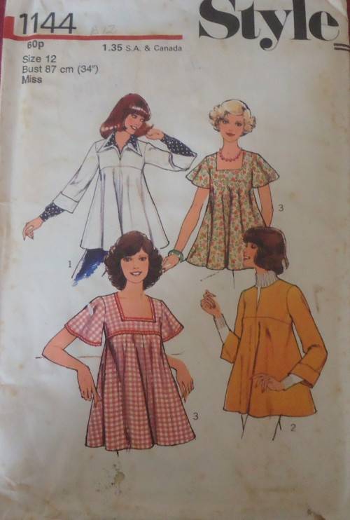 STYLE 1144 SET OF TOPS SIZE 12 BUST87 CM/34"  COMPLETE