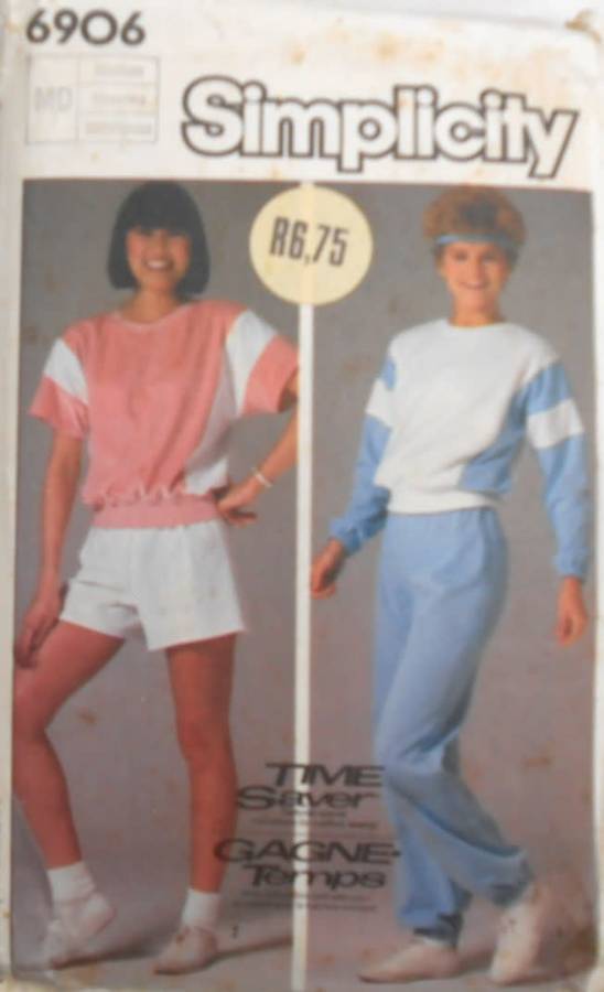 SIMPLICITY 6906 TRACKSUIT PULL OVER TOP AND PULL ON PANTS -SHORTS SIZE MEDIUM (12-14) COMPLETE