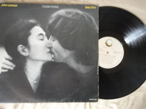 JOHN LENNON & YOKO ONO "DOUBLE FANTASY"1984 STEREO LP WITH ORIGINAL INNER SLEEVE IN GOOD CONDITION