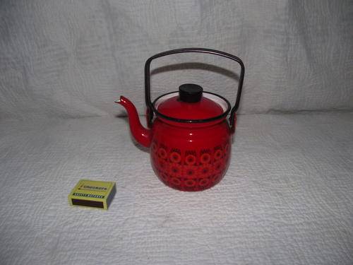 CUTE TWO CUP MID-CENTURY LITTLE KETTLE