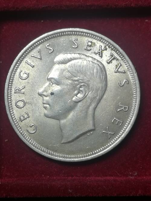1949 CROWN SOUTH AFRICA IN AU CONDITION .