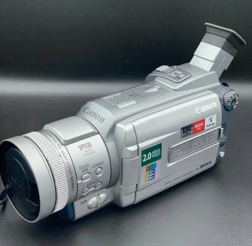 Canon MVX3i Digital Camcorder with Accessories