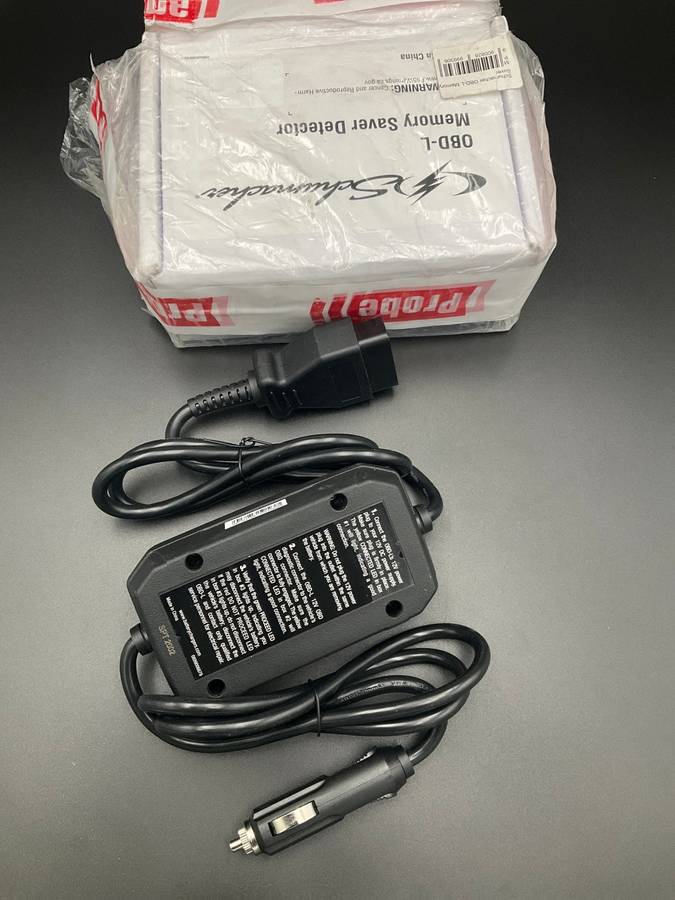 Schumacher OBD-L Memory Saver Detector - Save Your Vehicle Settings During Battery Removal