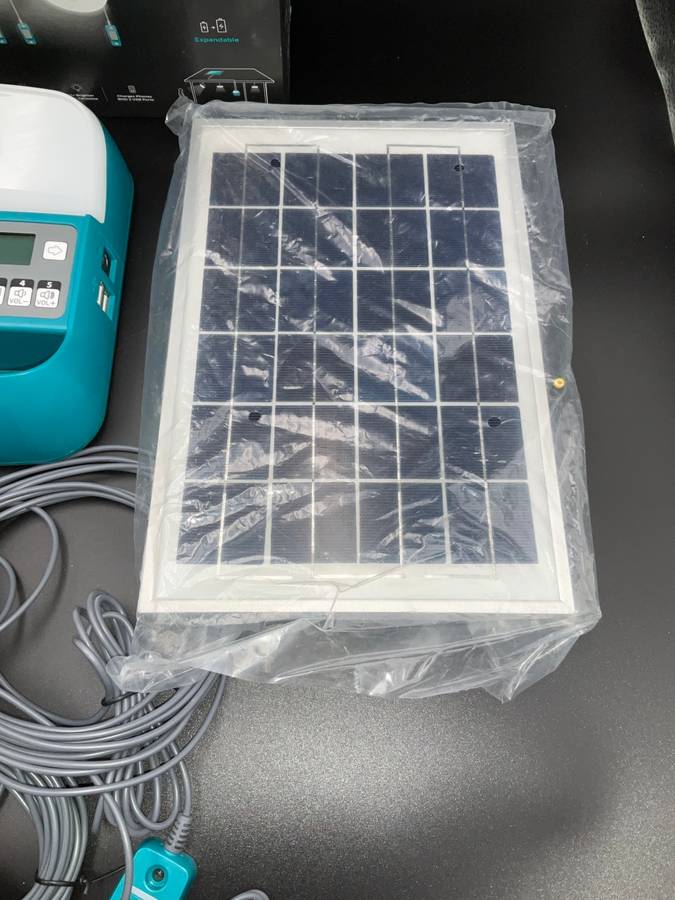 Biolite Solar Home 625 Solar Light / Charging / Radio