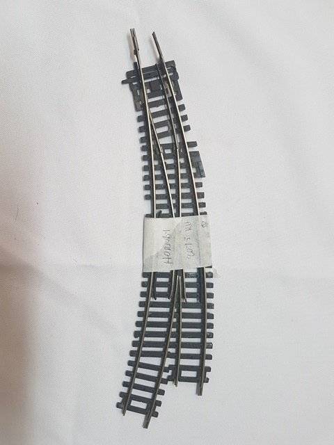 HO Atlas RH curved manual point