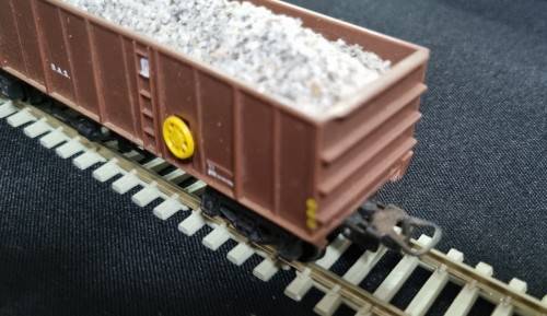 Lima HO SAR 309041 open wagon with gravel load