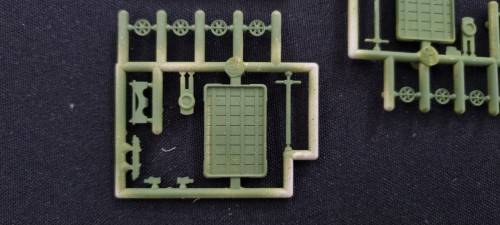 HO scenery pieces (park benches?)