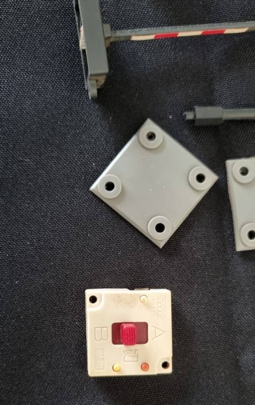 HO electric signals and switch