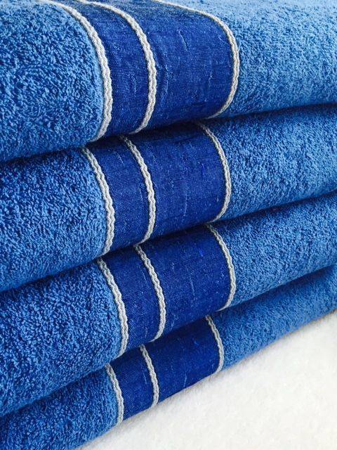 Colibri Cobalt Blue Bath Towel
