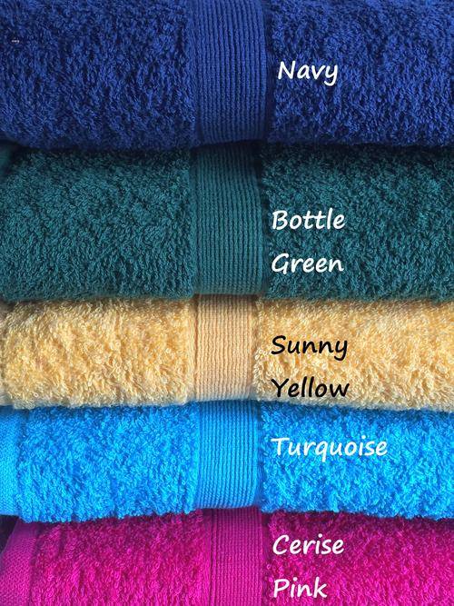 BRIGHT SUMMER BATH TOWEL - NORTEX - GREAT QUALITY - BID FROM R1!