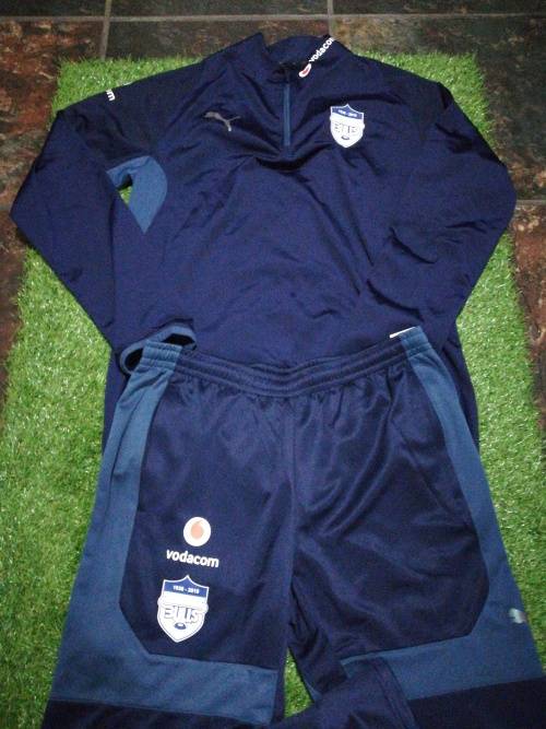 Bulls Players Puma full tracksuit Size Large