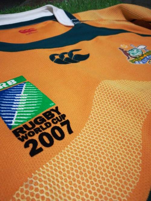 Australia Players issue RWC 2007 Jersey signed Sterling Mortlock