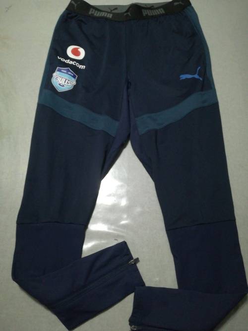 Bulls Players Trackpants Size M