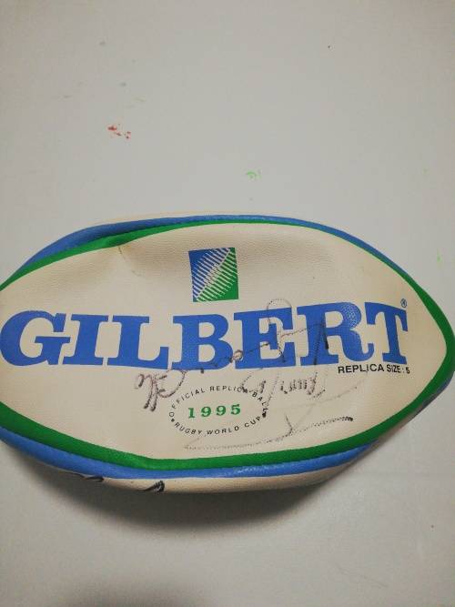 RWC 1995 Team Signed Ball!!!