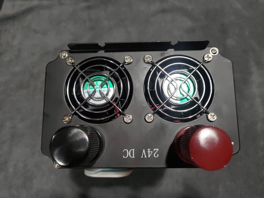 LVYUAN Pure Sine Wave Inverter 1600 Watts Inverter 24V to 110V DC to AC with Remote Controller