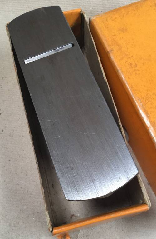 Stanley No. 110 block plane....please photos for excellent overall condition, though blade hit