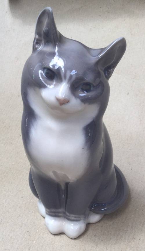 Royal Copenhagen "Cat" #1803