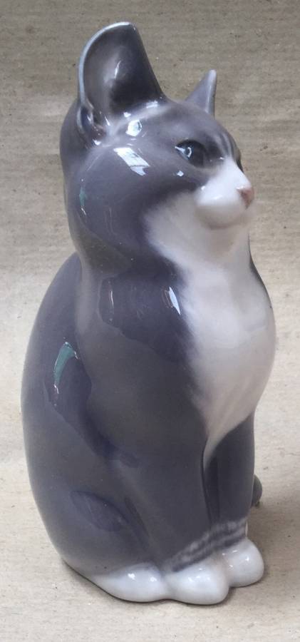 Royal Copenhagen "Cat" #1803