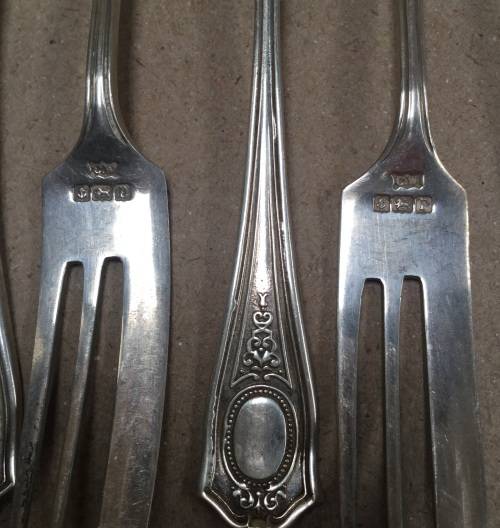 Sterling silver cake forks. Set of 6, 105 grams. Birmingham silver marks.