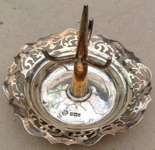Ring Tree.....Sheffield marks......60 mm height and 46.49 grams