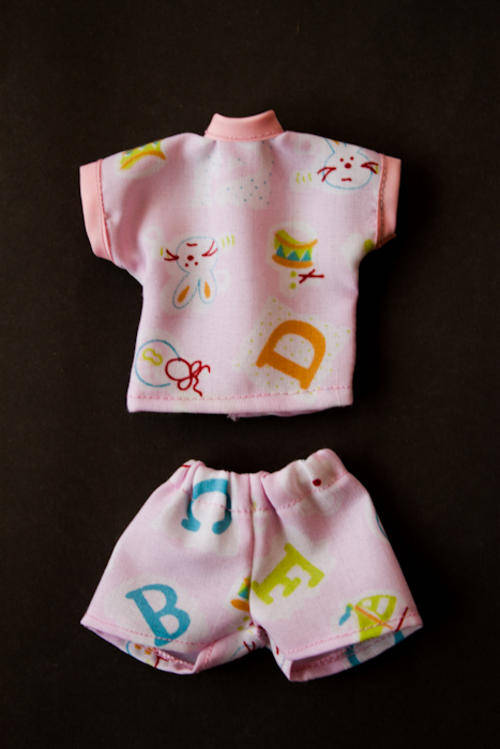 Shirt and shorts for your Marmoset Monkey