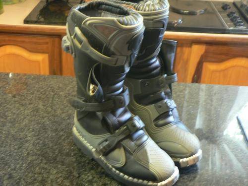 LADY'S QUAD BIKE / MOTOR CYCLE BOOTS
