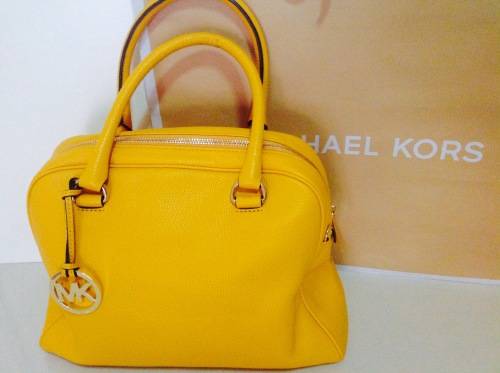 MICHAEL KORS LEATHER TOTE
