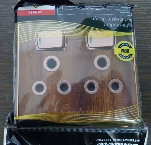 Wooden Double Wall Plug