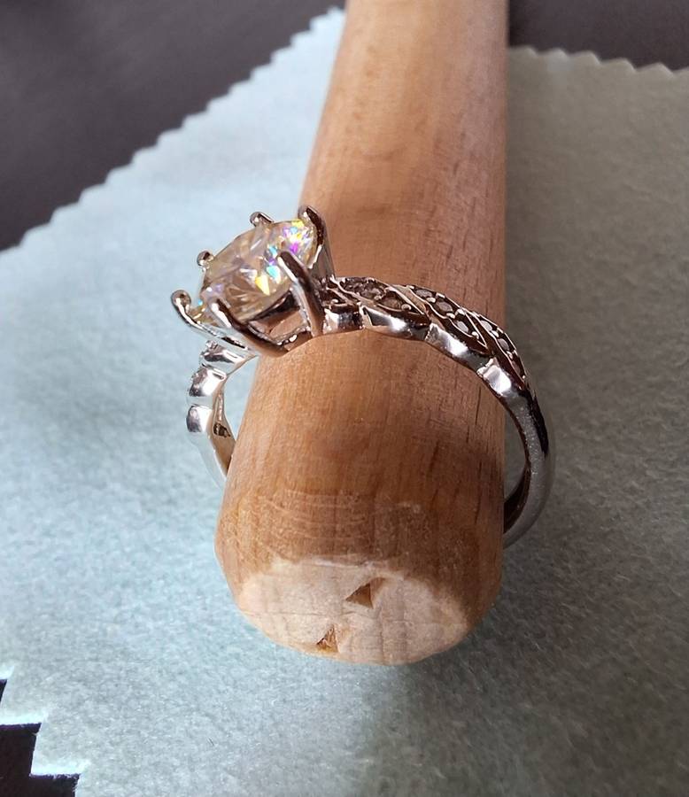 ENGAGEMENT RING!!! With Certificate Of Authenticity