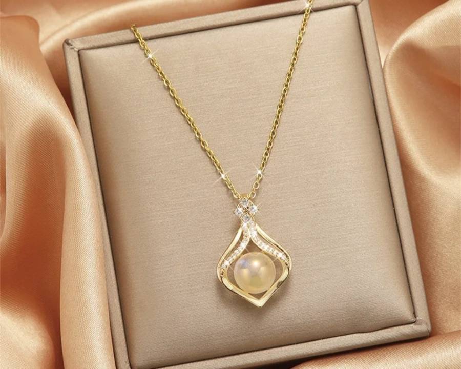 `R999` BARGAIN SALE!!! 18K Gold Plated Necklace