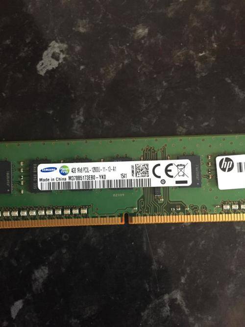 SAMSUNG DDR3 4GB 1Rx8 PC3L-12800U-11-13-A1 DESKTOP RAM