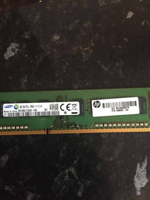 SAMSUNG DDR3 4GB 1Rx8 PC3L-12800U-11-13-A1 DESKTOP RAM