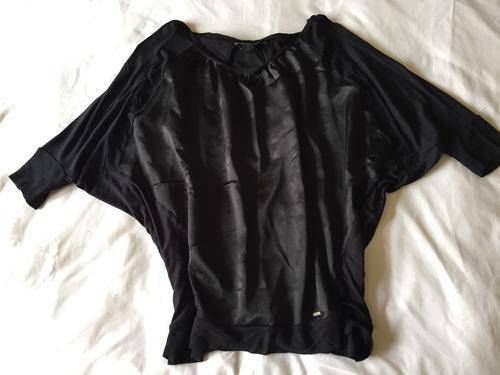 MASS CLEARANCE: Guess Batwing Top
