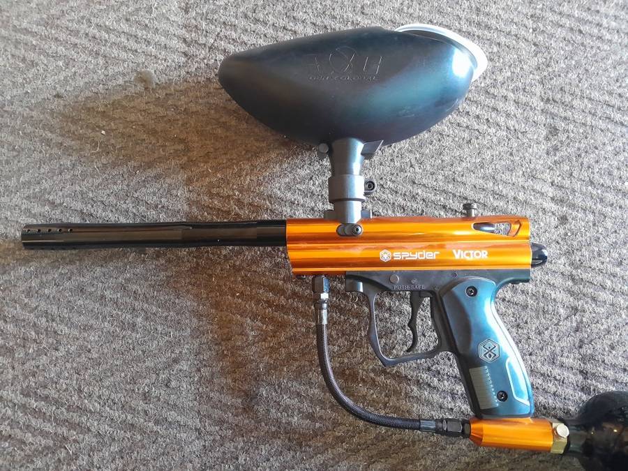 Spyder Victor Paintball Gun