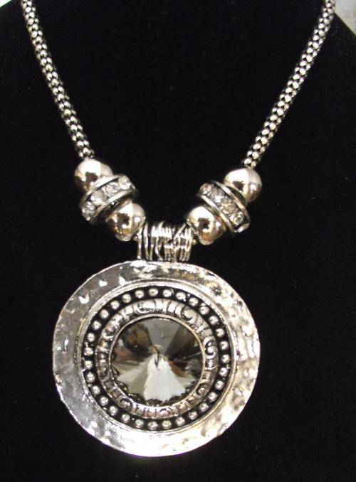 Lovely Silver Tone Large Round Pendant Necklace