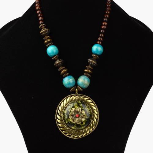 **ONLY 1 AVAILABLE** Amazing Retro Copper Chunky Gem Wood Chain Lucite Necklace Pendant
