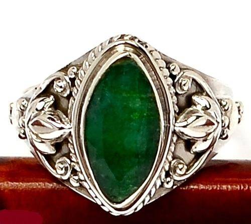 INDIAN EMERALD SOLID 925 STERLING SILVER RING   SIZE 7