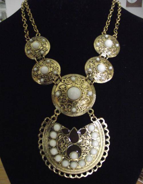 ***LAST ONE***Vintage Style Bronze Large Pendant and White Acrylic Stones Necklace