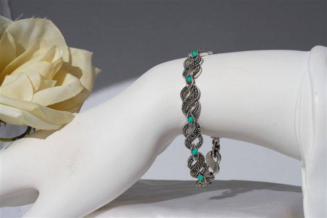 Stunning Silver Coated "Figure 8" Marcasite & Faux Turquoise Stone Bracelet