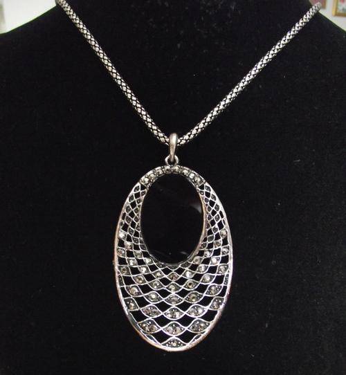 Stunning Tibet Silver Marcasite Oval Pendant Necklace