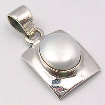 SOLID 925 STERLING SILVER AAA FRESH WATER PEARL Pendant 2.7 cm